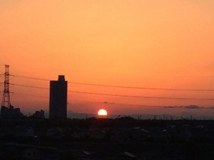 日没-4